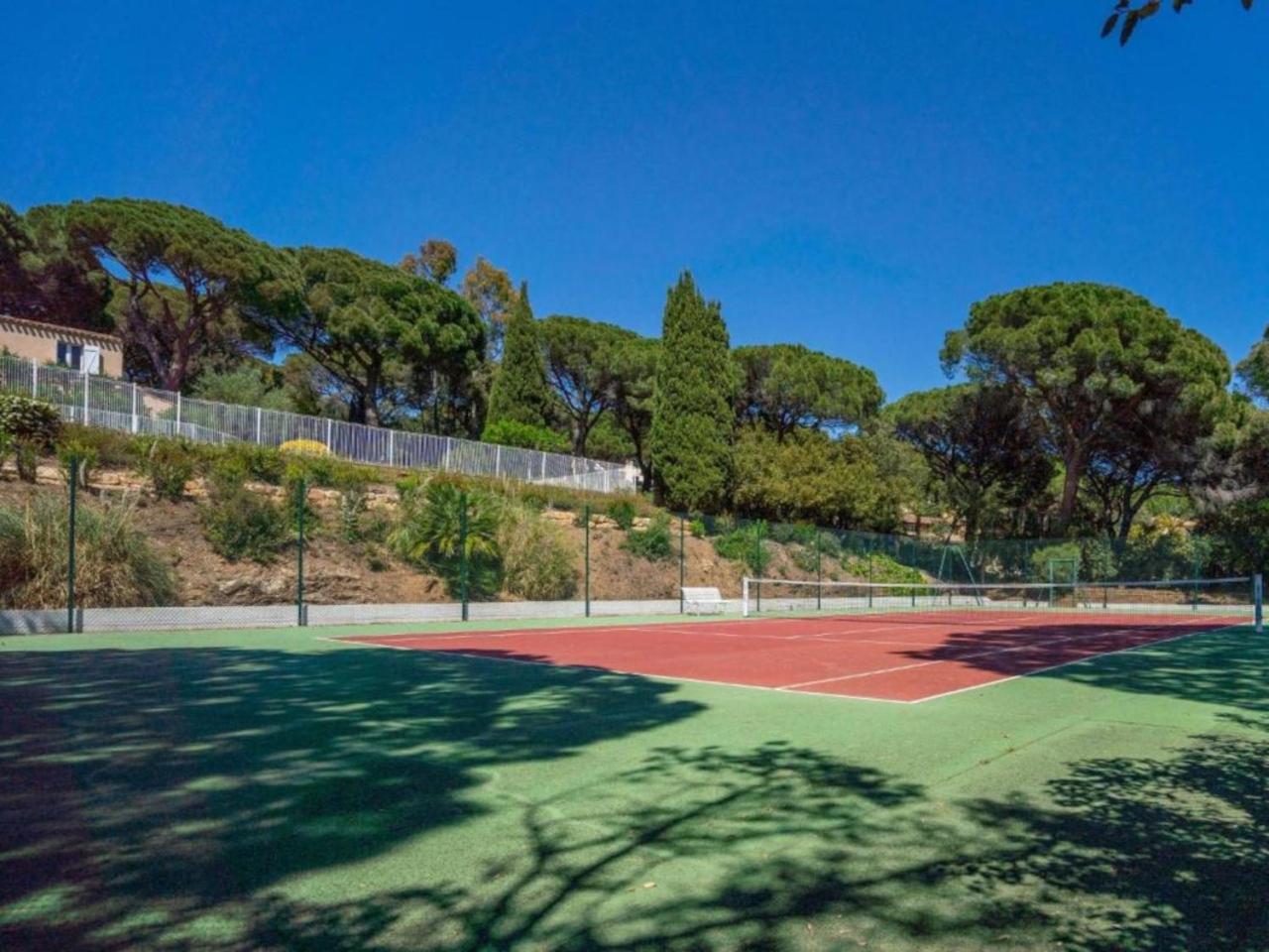 Вилла Joli Mazet Clim Vue St Tropez Сент-Максим Экстерьер фото